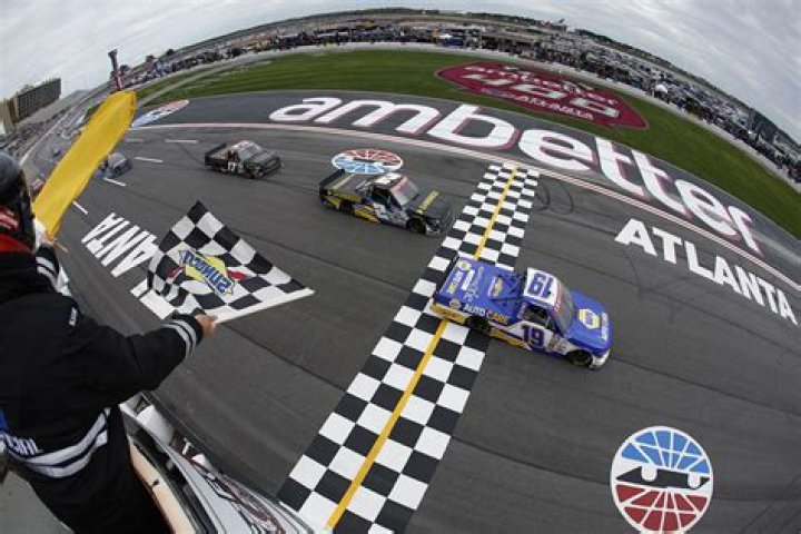 Are they having Friday Night Drags at Atlanta Motor Speedway?