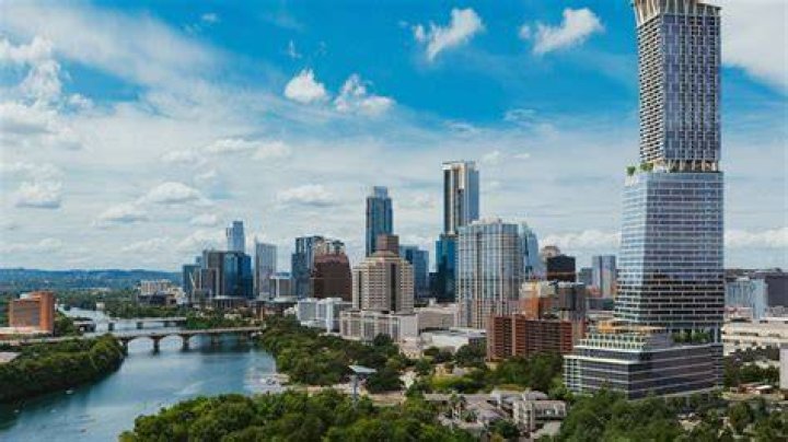 Can you be nude in Austin TX?