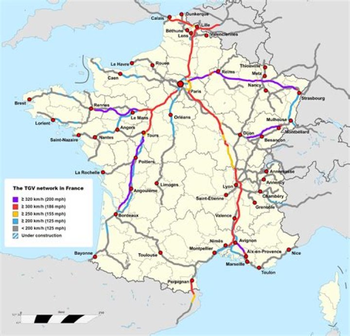 Combien de trains partent de Paris a Lorraine TGV?