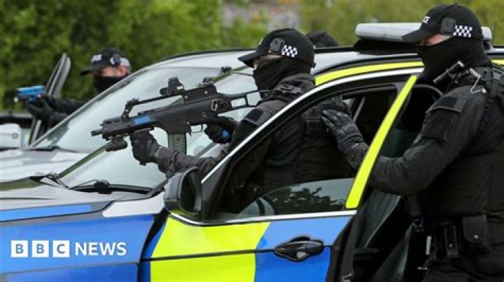 Do BTP have armed officers?