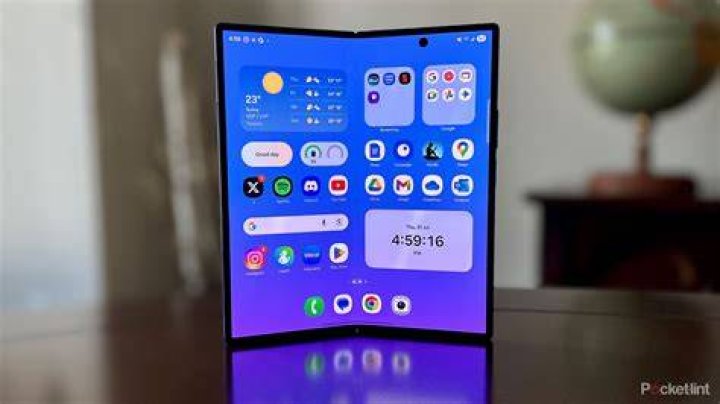 How do I make my Samsung auto redial?