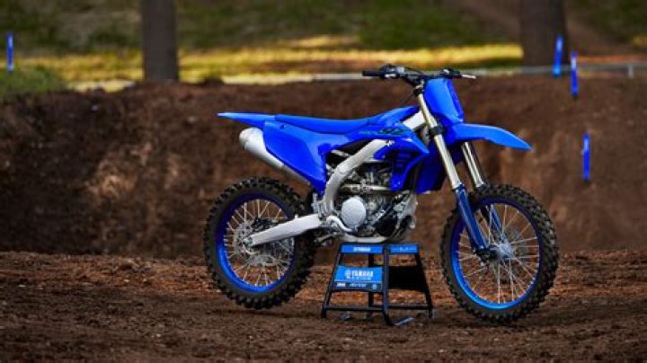 How much HP does a 2011 YZ250F have?