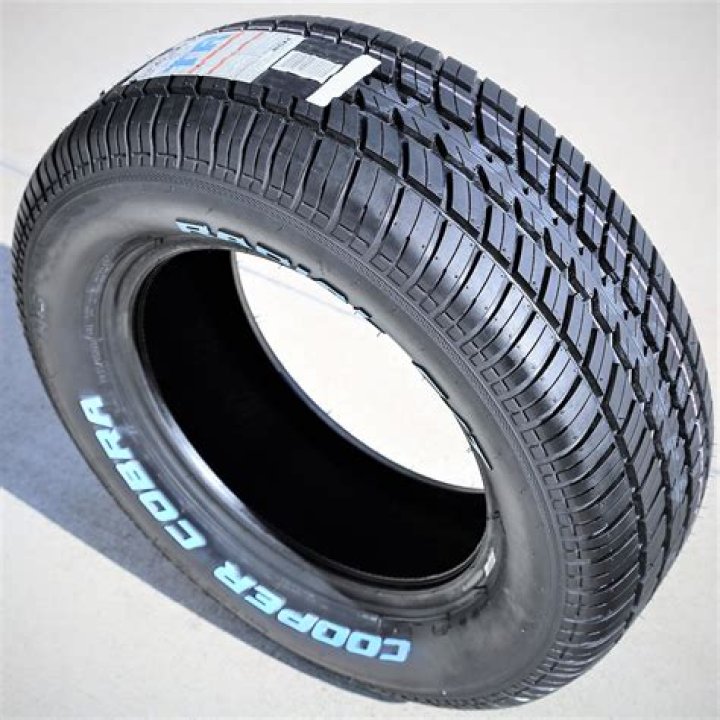 How wide is a 215 70R14?