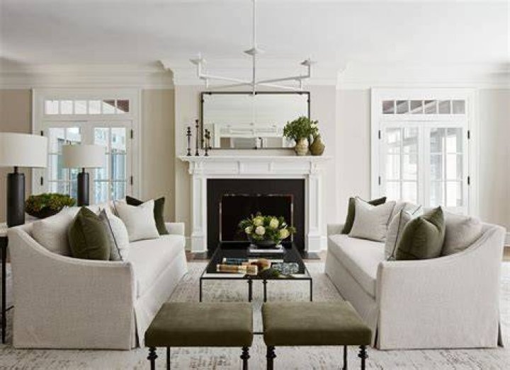 What is modern traditional interior design?