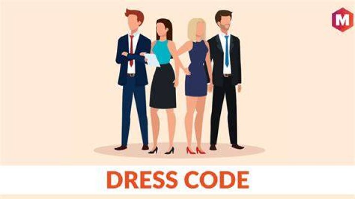 What is the dress code for Chase bank employees?