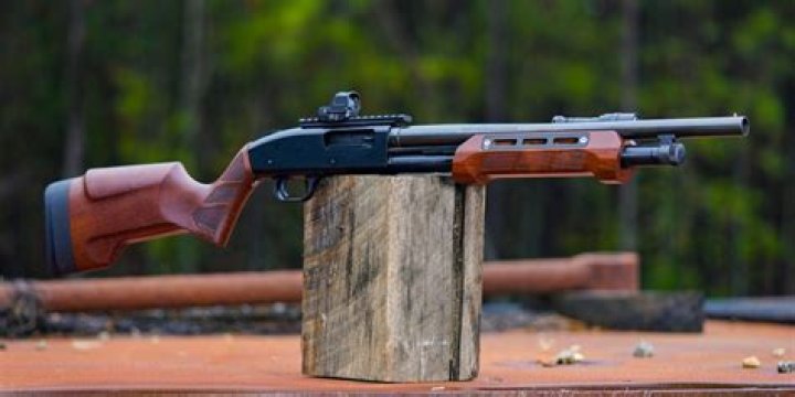 What size is the stock bolt on a Mossberg 500?