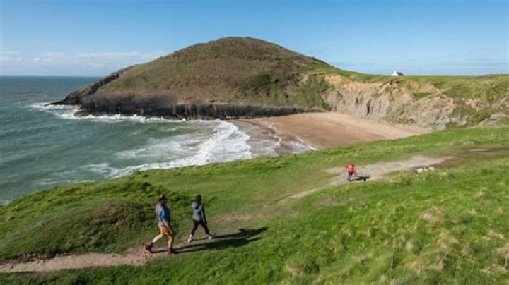 Which part of Wales is Cardigan Bay?