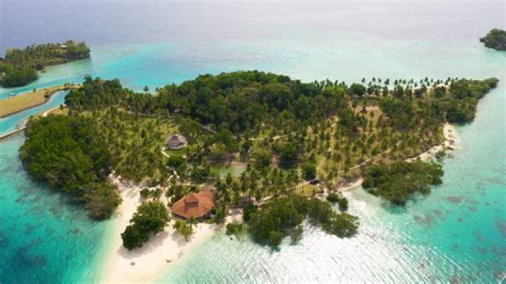 Why is Samal Island famous?